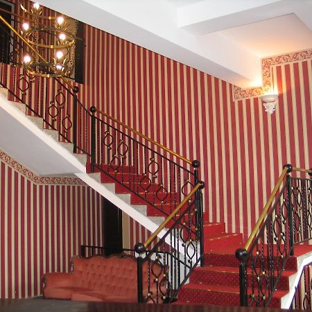 Hotel Ksiezycowy Dworek Kętrzyn Dış mekan fotoğraf